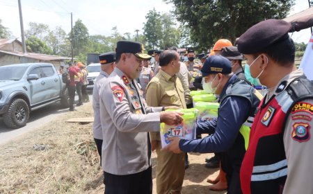 Gunung Sinabung Berstatus Siaga, 176 Personel Polri Dikerahkan untuk Layani dan Lindungi Masyarakat